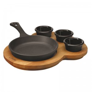 Sartén grill redonda con tabla madera